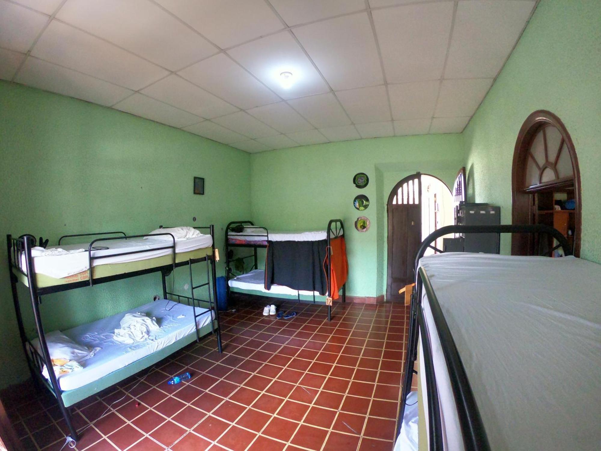 Ricks Hostel Santa Ana Dış mekan fotoğraf