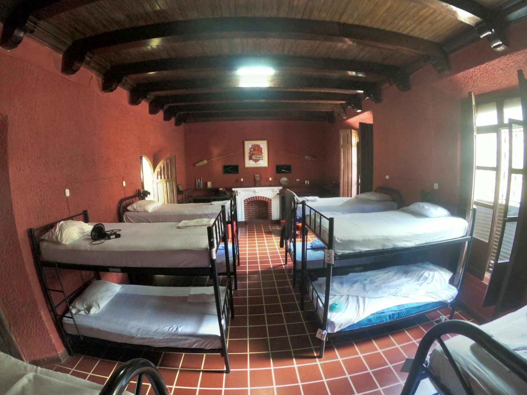 Ricks Hostel Santa Ana Dış mekan fotoğraf