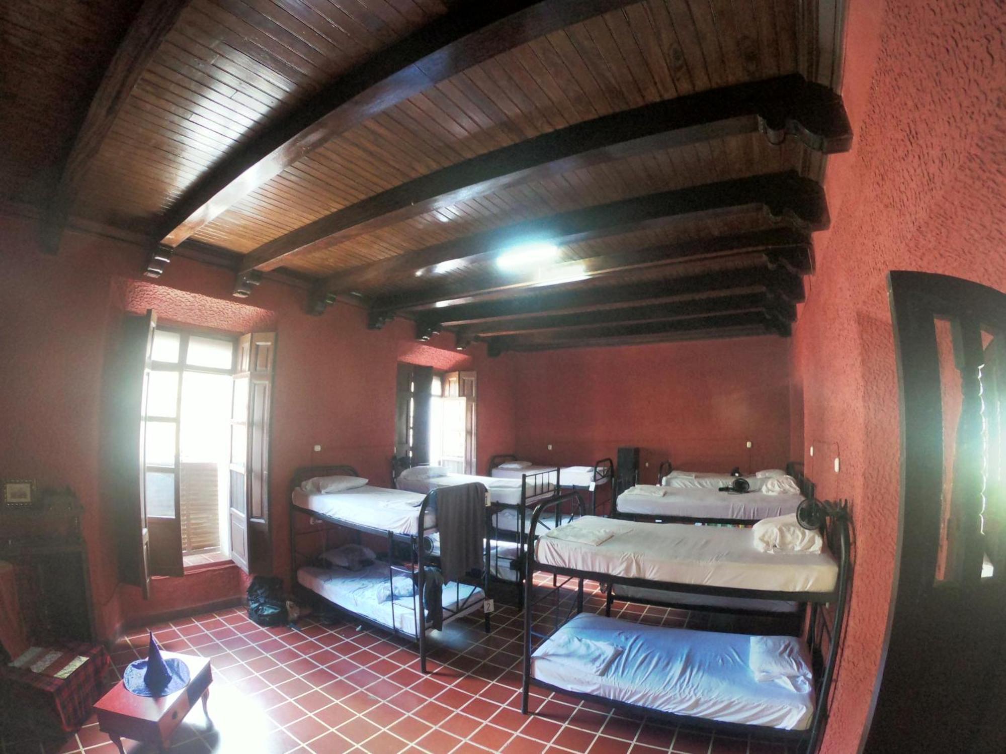 Ricks Hostel Santa Ana Dış mekan fotoğraf