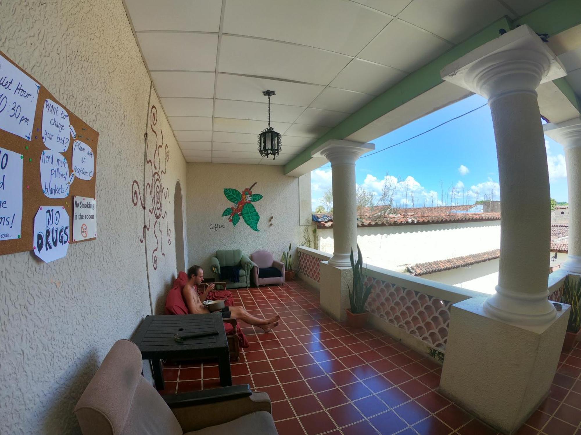 Ricks Hostel Santa Ana Dış mekan fotoğraf